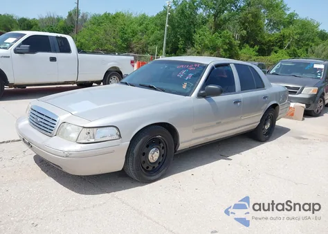 2009 Ford Crown Victoria Police/Police Interceptor z USA, uszkodzony, nr VIN 2FAHP71V29X102762